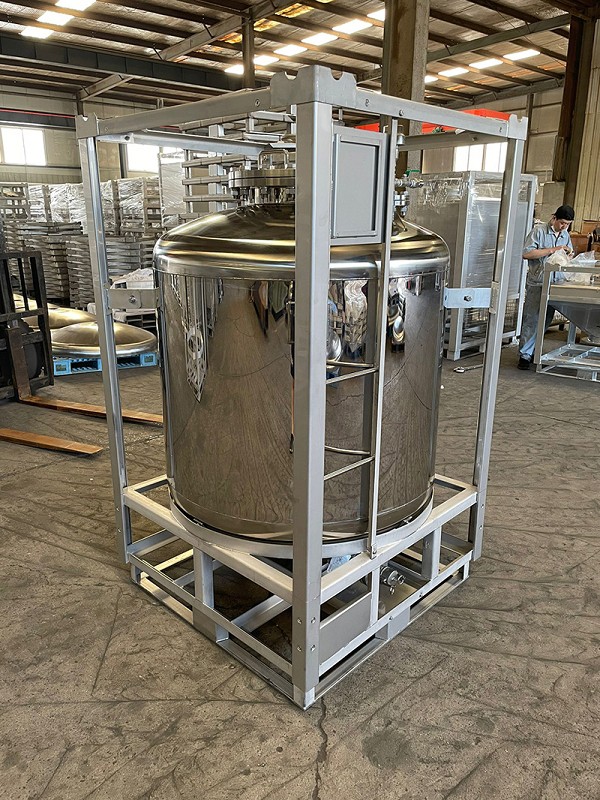 Food grade stainless steel tank 2001 Food grade stainless steel tank 2001